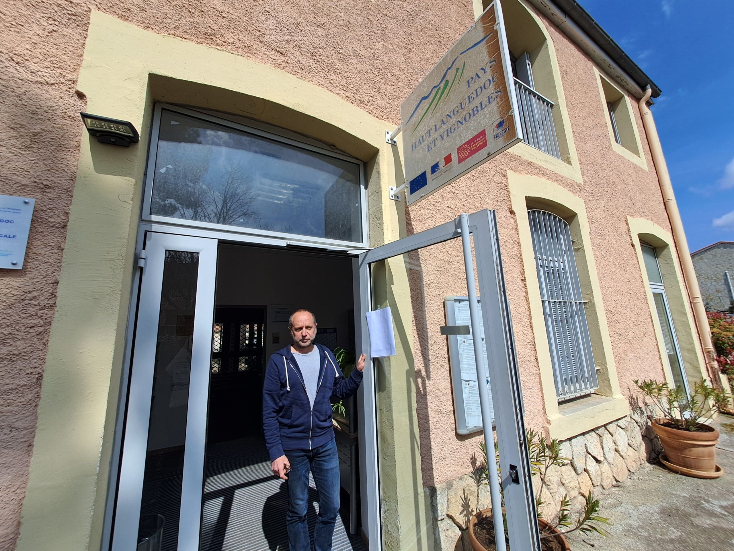 Permanence_StChinian_CAUE_20250328_130148 Le CAUE, un des trois services partenaires qui propose une permanence liée à l'Habitat au siége social du syndicat mmixte du Pays à Saint-Chinian, Hérault