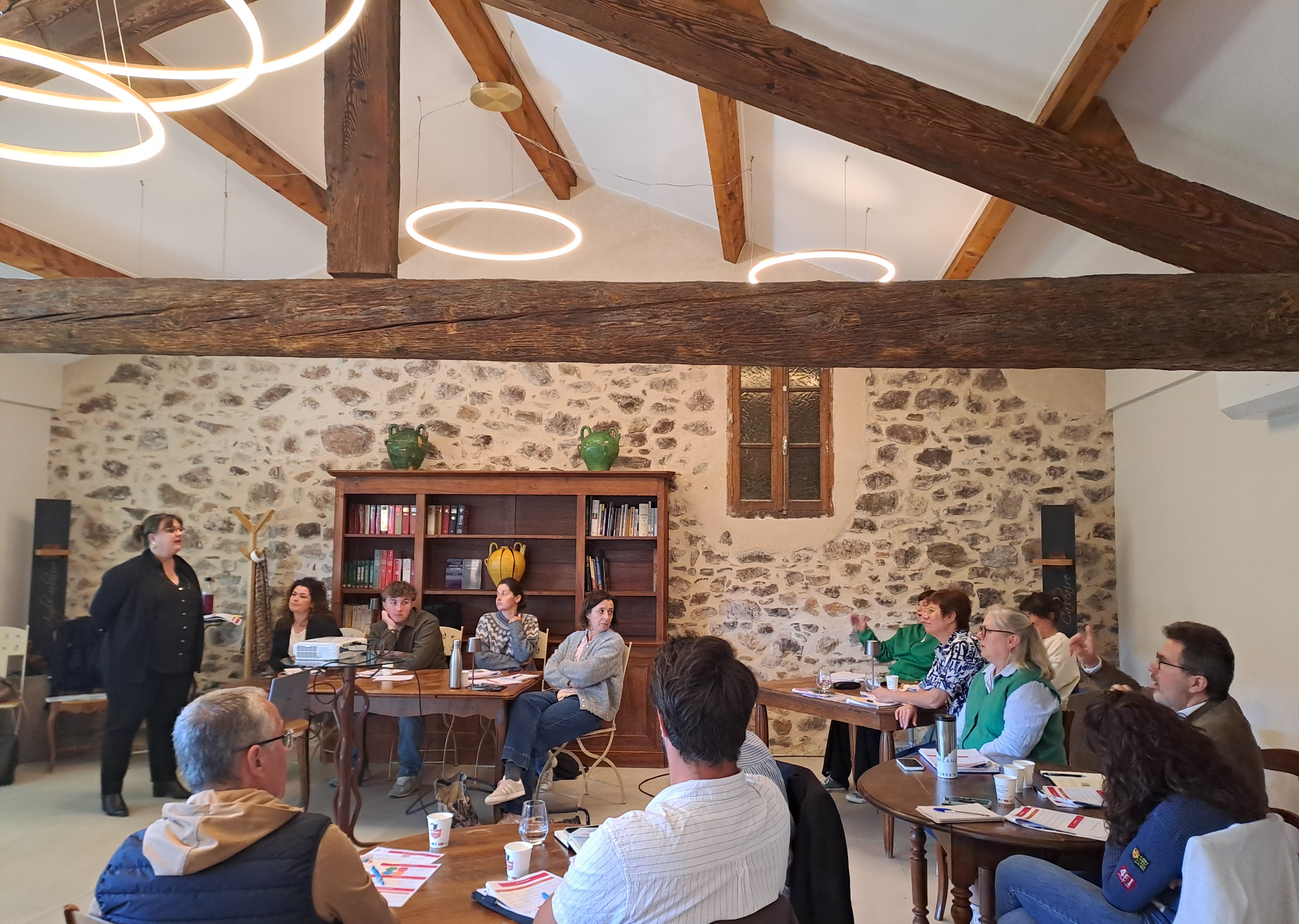 Le cabinet Atout Terroir commence la formation onetouristique au clos Bagatelle, pour les ambassadeurs Vignobles et Découvertes de la destination